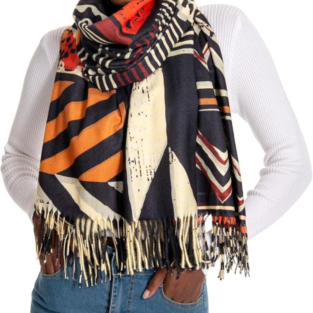 Beautiful African Print Tassel Scarf - Cozy & Stylish Winter Wrap for Women - Picture 2 of 7